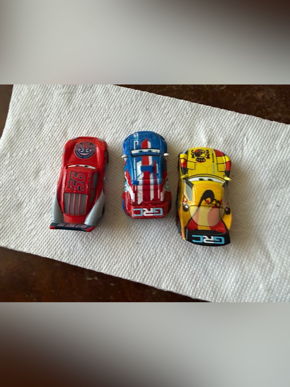 Disney Pixar cars toys global racers cup race cars lighting McQueen GUC toys - Picture 5 of 8